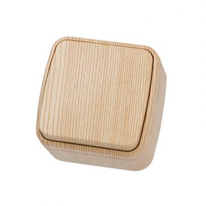 Выключатель накладной 1кл. сосна "ДАЧА" — изображение 1